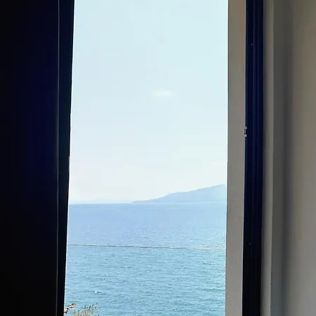 2f Apartment