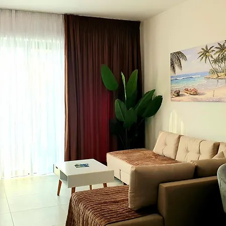 2f * Sarandë