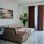 Apartment 2f *