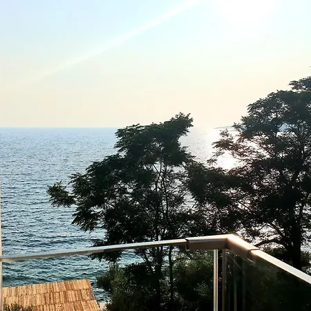 2f Апартаменты